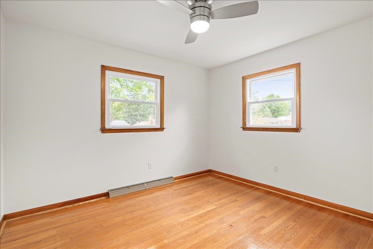 84 HUDSON AVE, STAUNTON, Virginia 24401, 3 Bedrooms Bedrooms, ,2 BathroomsBathrooms,Residential,BLK 22 LOT 1 SEC C,84 HUDSON AVE,676770 MLS # 676770