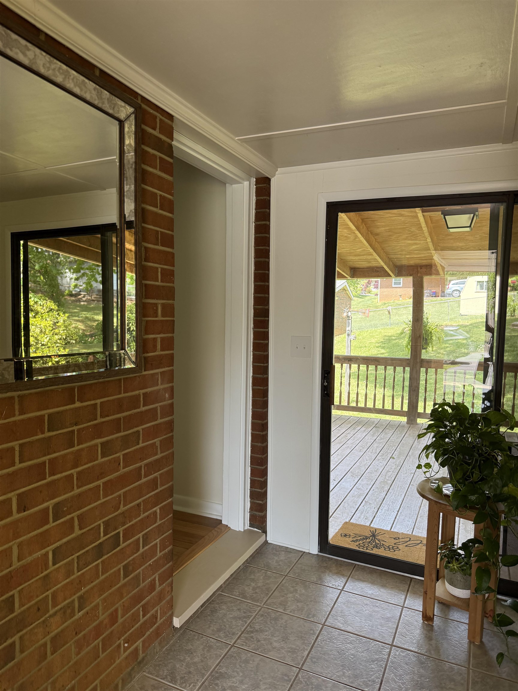 84 HUDSON AVE, STAUNTON, Virginia 24401, 3 Bedrooms Bedrooms, ,2 BathroomsBathrooms,Residential,BLK 22 LOT 1 SEC C,84 HUDSON AVE,676770 MLS # 676770