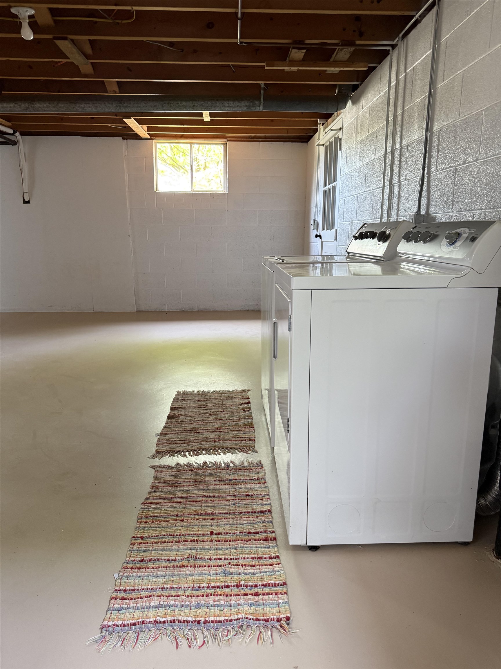 84 HUDSON AVE, STAUNTON, Virginia 24401, 3 Bedrooms Bedrooms, ,2 BathroomsBathrooms,Residential,BLK 22 LOT 1 SEC C,84 HUDSON AVE,676770 MLS # 676770