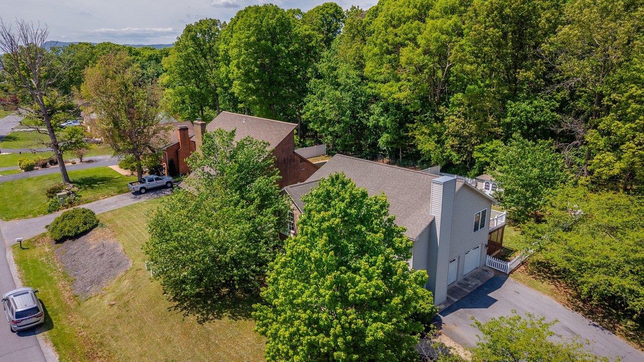 161 SWEETGUM ST, ELKTON, Virginia 22827, 3 Bedrooms Bedrooms, ,2 BathroomsBathrooms,Residential,161 SWEETGUM ST,676773 MLS # 676773
