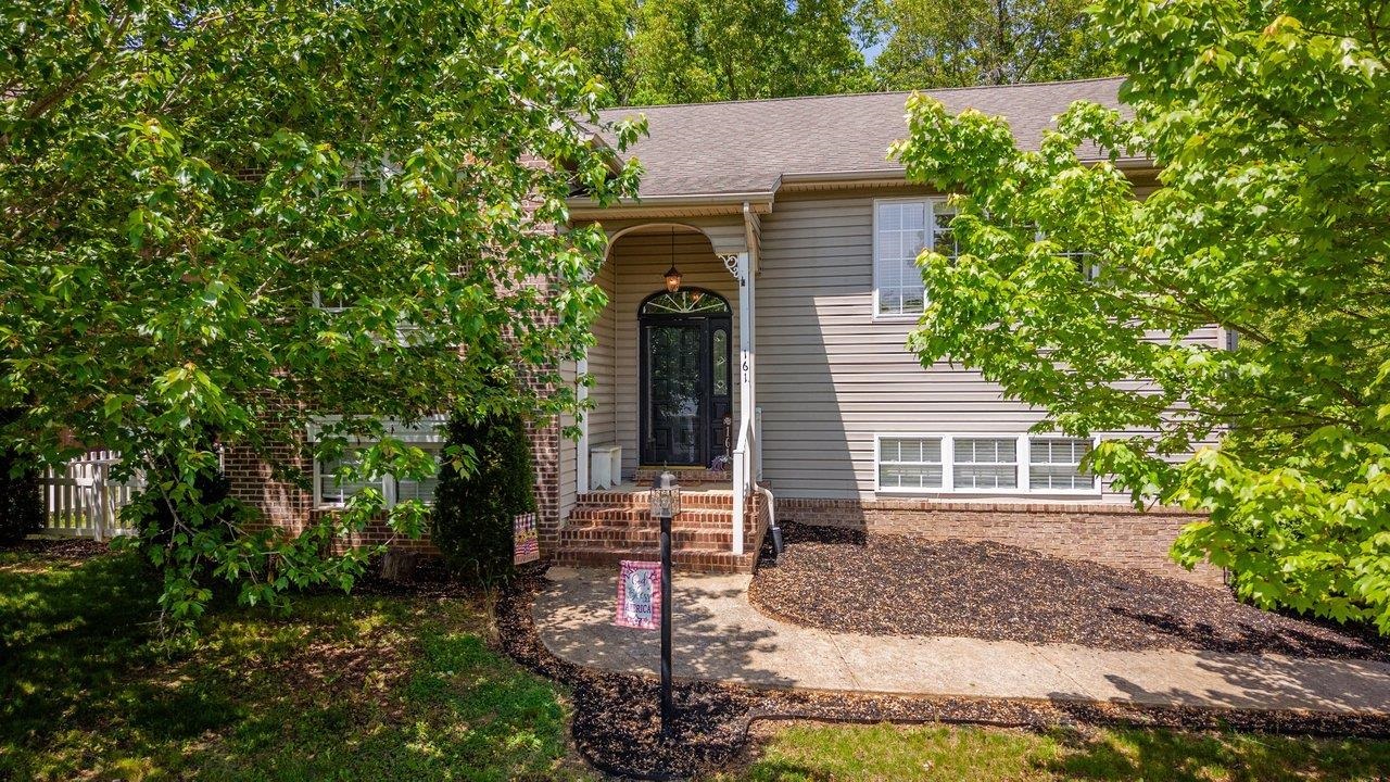 161 SWEETGUM ST, ELKTON, Virginia 22827, 3 Bedrooms Bedrooms, ,2 BathroomsBathrooms,Residential,161 SWEETGUM ST,676773 MLS # 676773