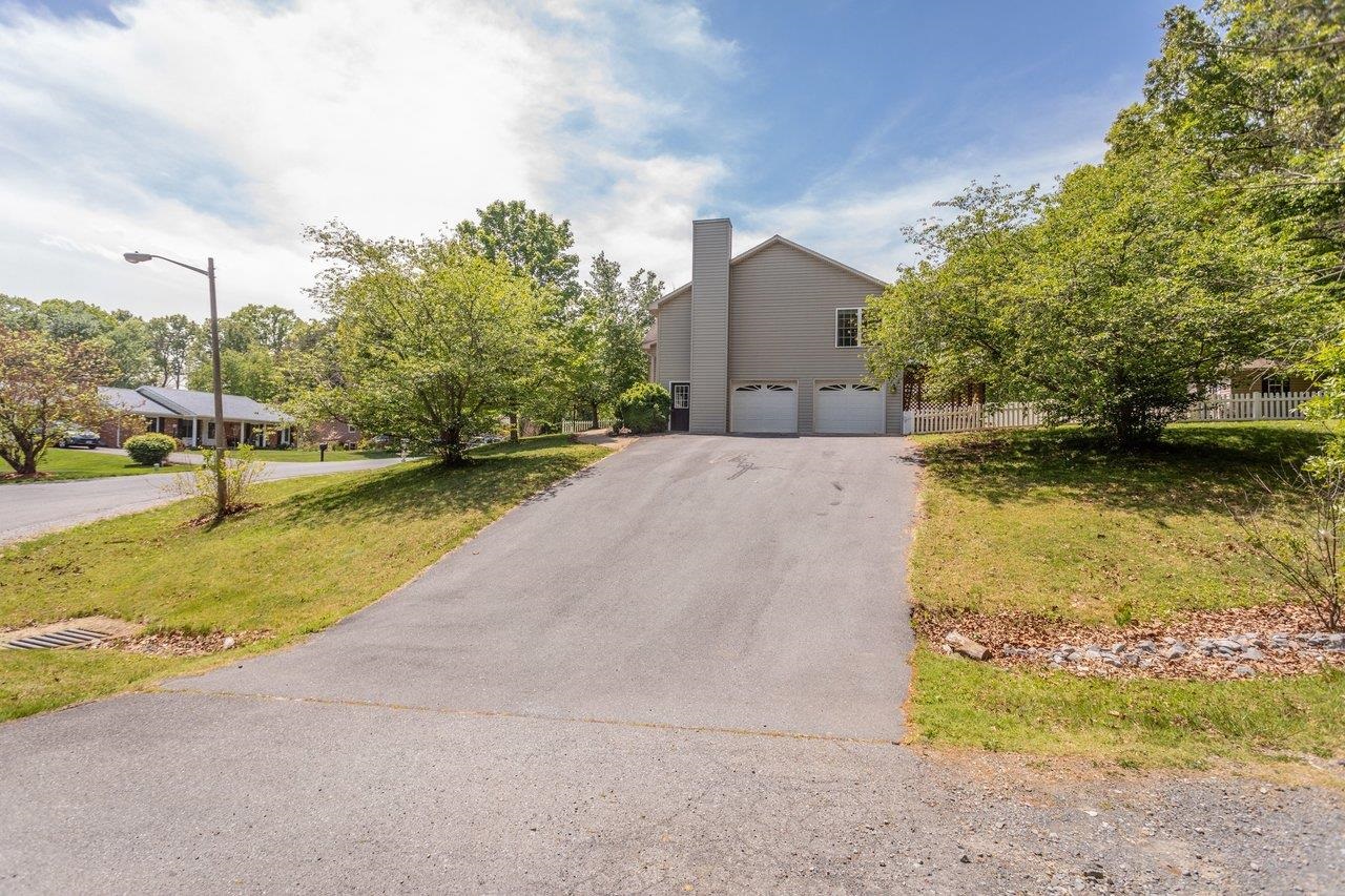 161 SWEETGUM ST, ELKTON, Virginia 22827, 3 Bedrooms Bedrooms, ,2 BathroomsBathrooms,Residential,161 SWEETGUM ST,676773 MLS # 676773