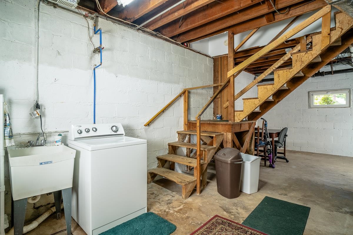 820 DONAGHE ST, STAUNTON, Virginia 24401, 3 Bedrooms Bedrooms, ,1 BathroomBathrooms,Residential,820 DONAGHE ST,676776 MLS # 676776