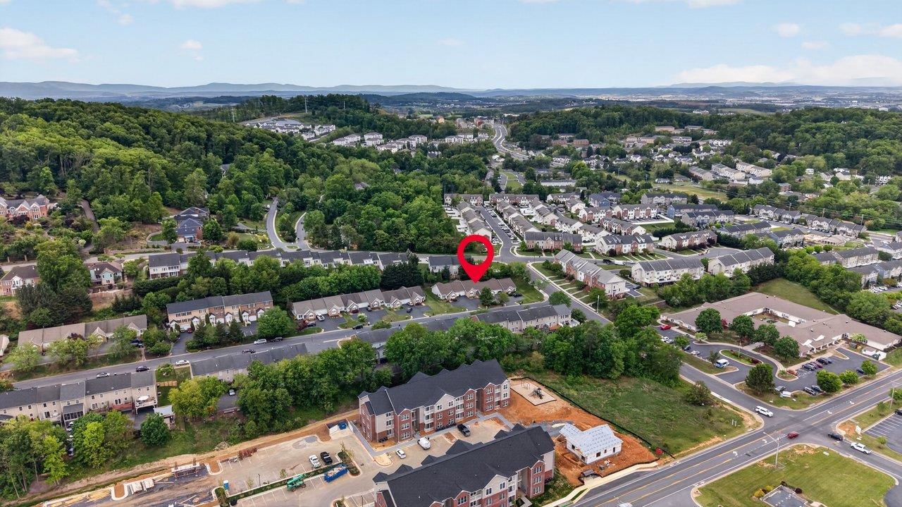 324 EMERALD DR, HARRISONBURG, Virginia 22801, 2 Bedrooms Bedrooms, ,2 BathroomsBathrooms,Residential,324 EMERALD DR,676778 MLS # 676778