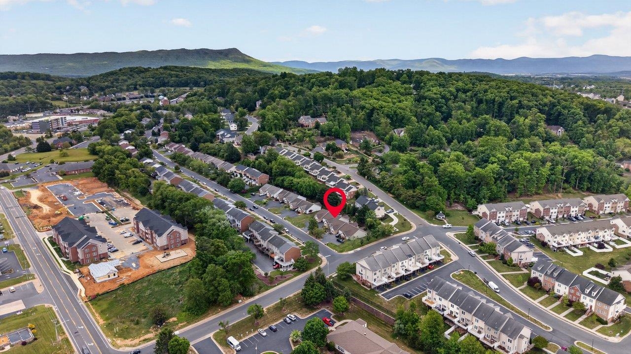 324 EMERALD DR, HARRISONBURG, Virginia 22801, 2 Bedrooms Bedrooms, ,2 BathroomsBathrooms,Residential,324 EMERALD DR,676778 MLS # 676778