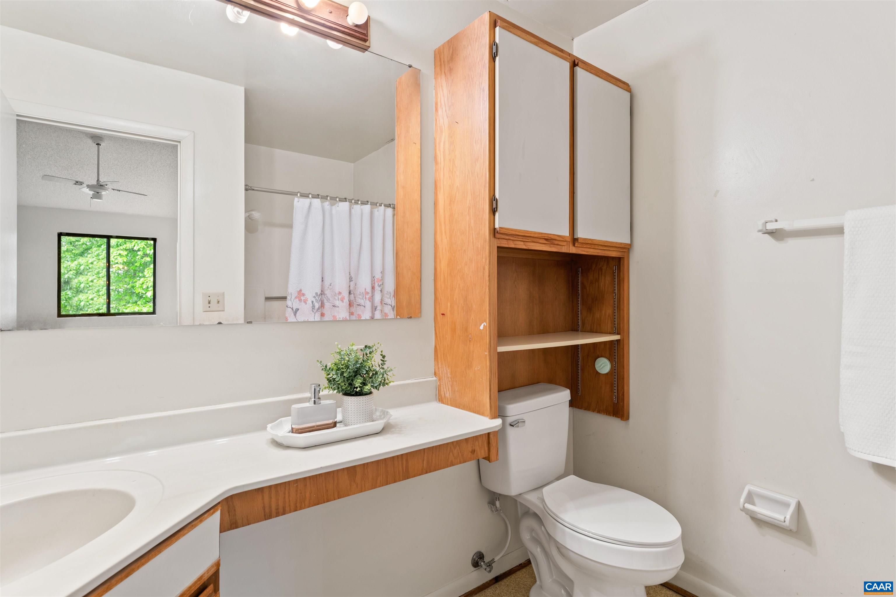 101 TURTLE CREEK RD, CHARLOTTESVILLE, Virginia 22901, 2 Bedrooms Bedrooms, ,2 BathroomsBathrooms,Residential,101 TURTLE CREEK RD,676782 MLS # 676782
