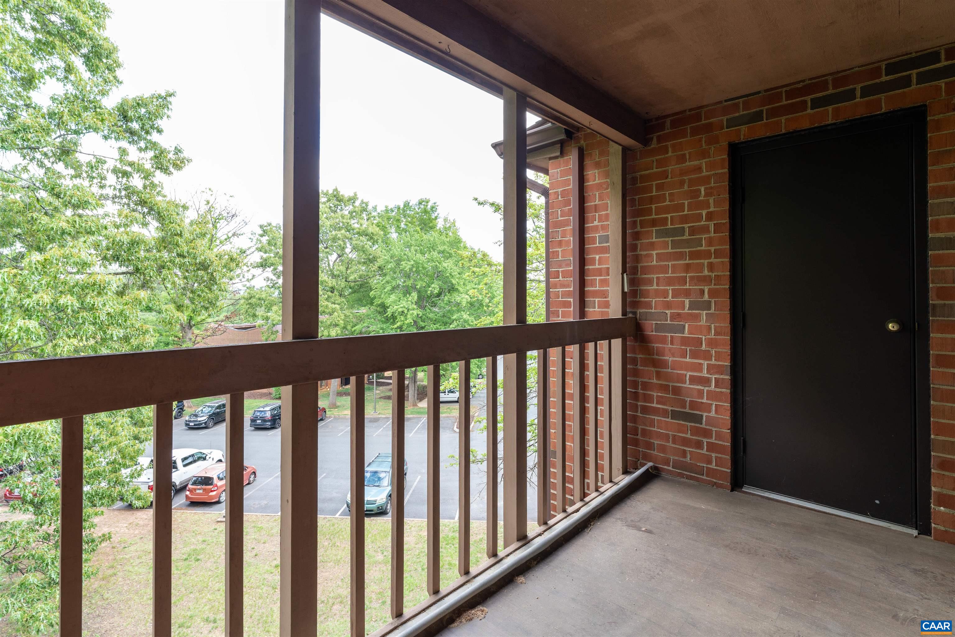 101 TURTLE CREEK RD, CHARLOTTESVILLE, Virginia 22901, 2 Bedrooms Bedrooms, ,2 BathroomsBathrooms,Residential,101 TURTLE CREEK RD,676782 MLS # 676782