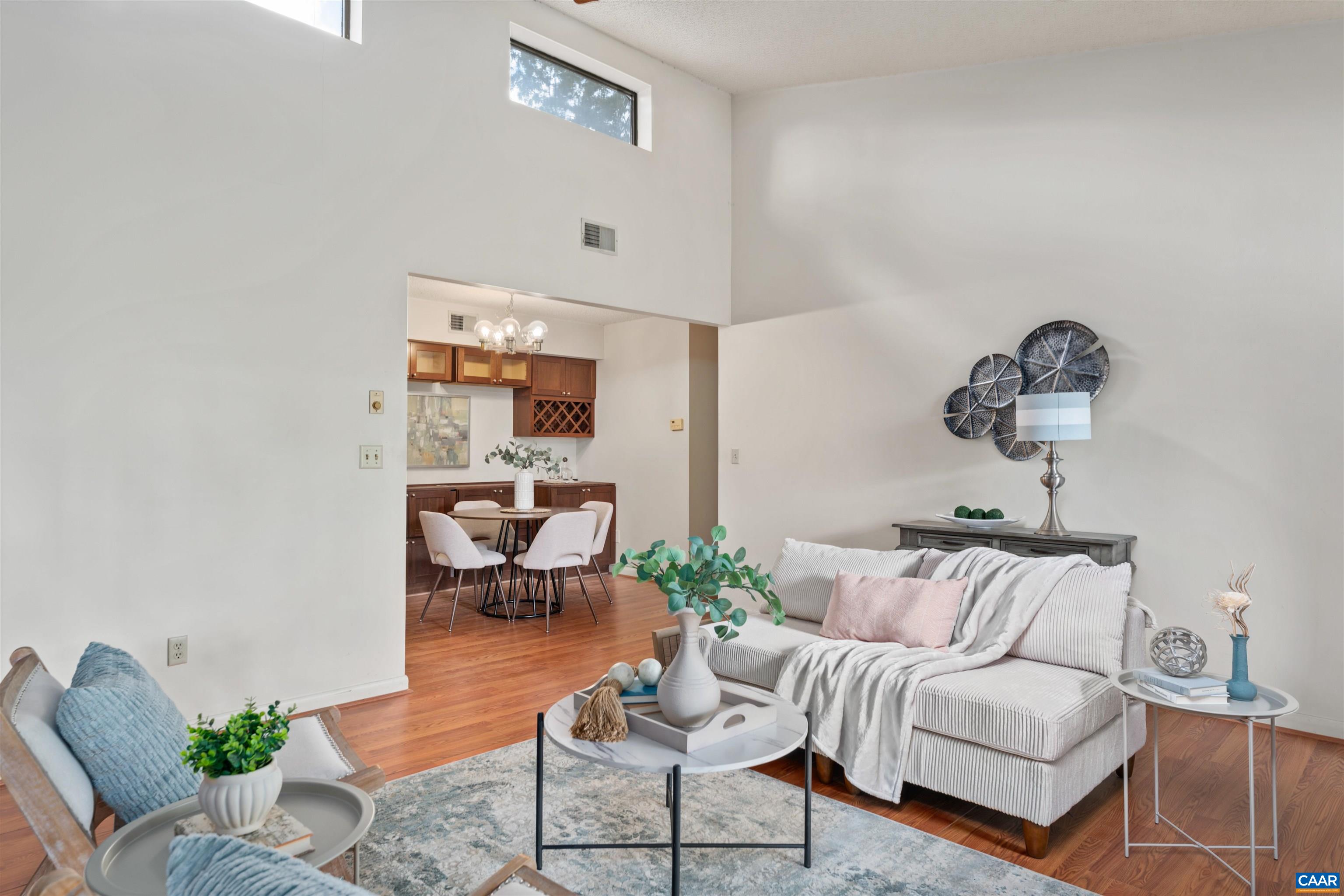 101 TURTLE CREEK RD, CHARLOTTESVILLE, Virginia 22901, 2 Bedrooms Bedrooms, ,2 BathroomsBathrooms,Residential,101 TURTLE CREEK RD,676782 MLS # 676782