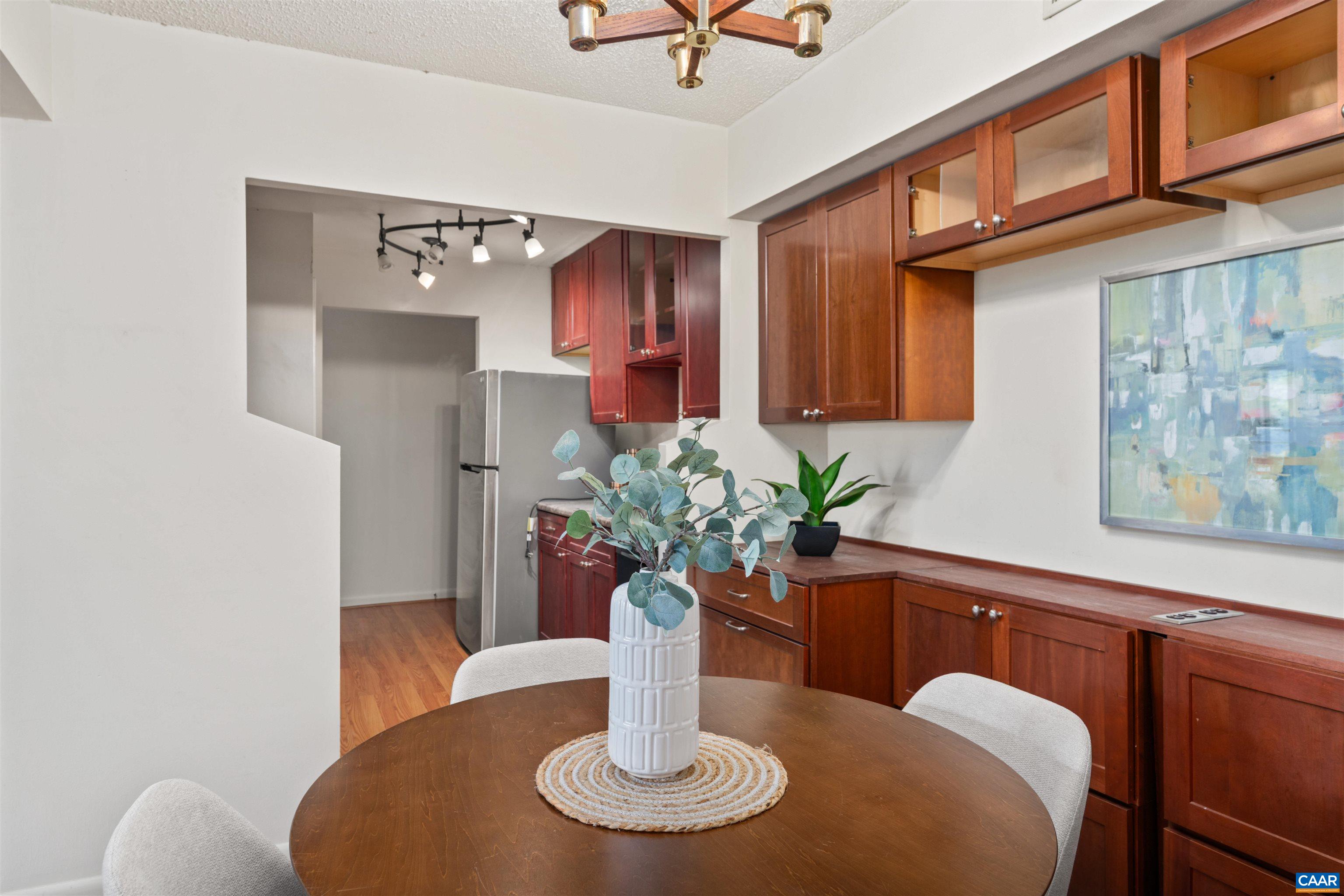101 TURTLE CREEK RD, CHARLOTTESVILLE, Virginia 22901, 2 Bedrooms Bedrooms, ,2 BathroomsBathrooms,Residential,101 TURTLE CREEK RD,676782 MLS # 676782