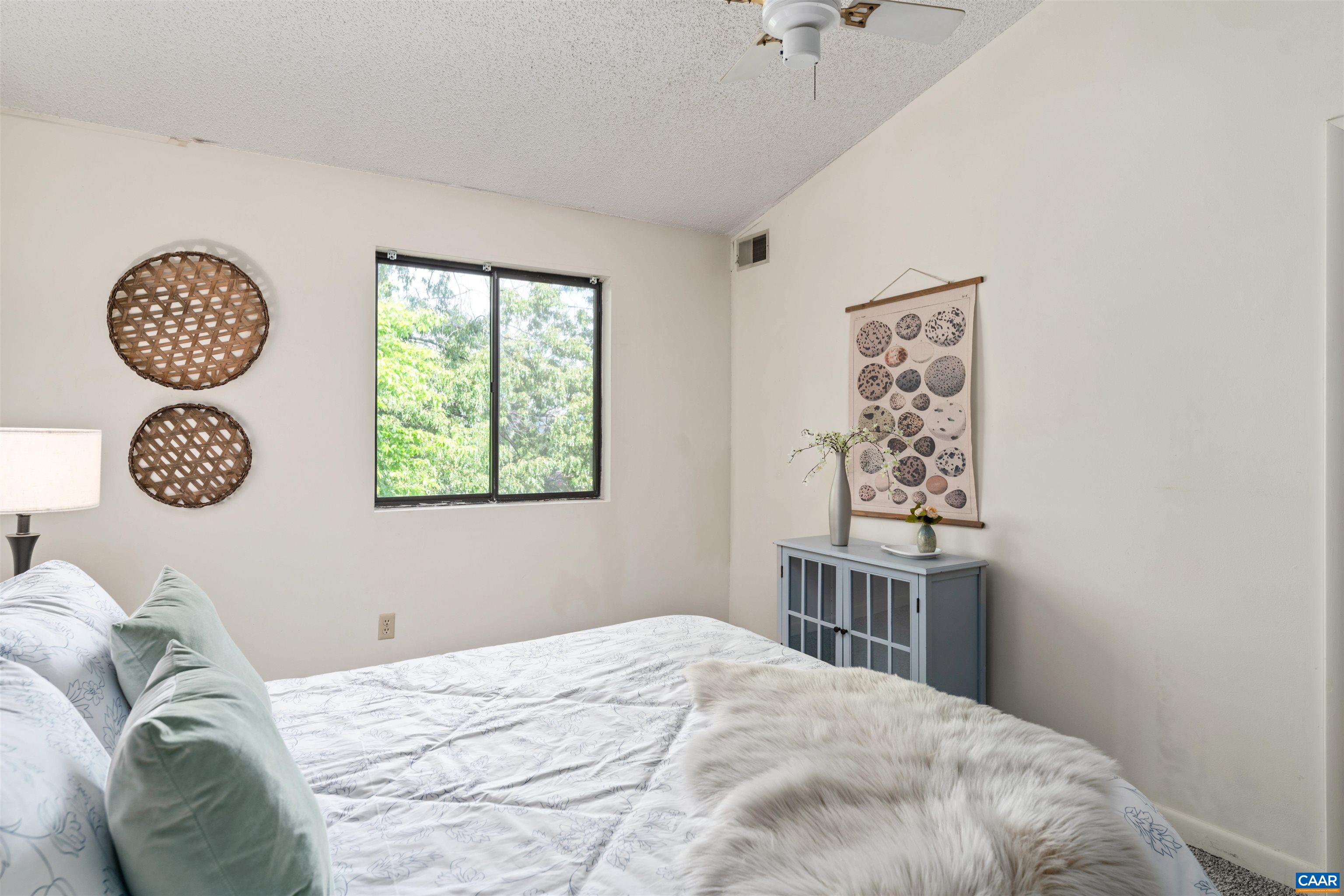 101 TURTLE CREEK RD, CHARLOTTESVILLE, Virginia 22901, 2 Bedrooms Bedrooms, ,2 BathroomsBathrooms,Residential,101 TURTLE CREEK RD,676782 MLS # 676782
