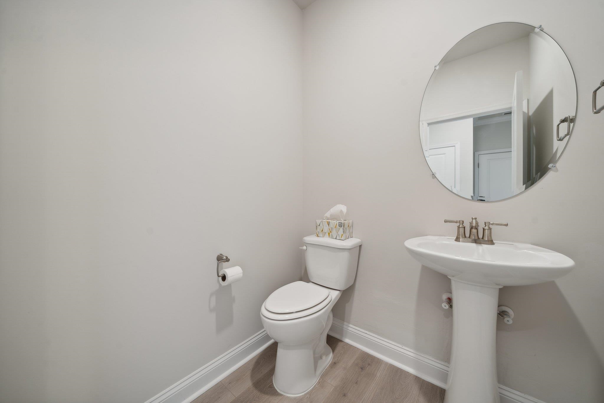 6 AVONWOODS CT, STAUNTON, Virginia 24401, 4 Bedrooms Bedrooms, ,2 BathroomsBathrooms,Residential,6 AVONWOODS CT,676786 MLS # 676786