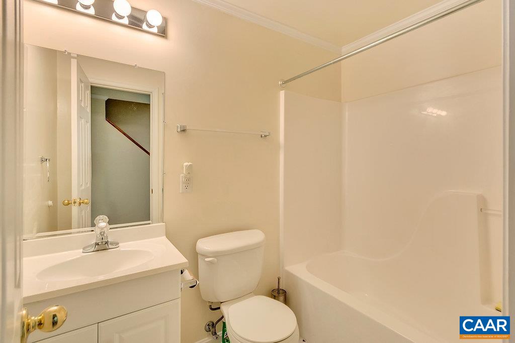 315 PLEASANT PL, CHARLOTTESVILLE, Virginia 22911, 5 Bedrooms Bedrooms, ,3 BathroomsBathrooms,Residential,315 PLEASANT PL,676794 MLS # 676794