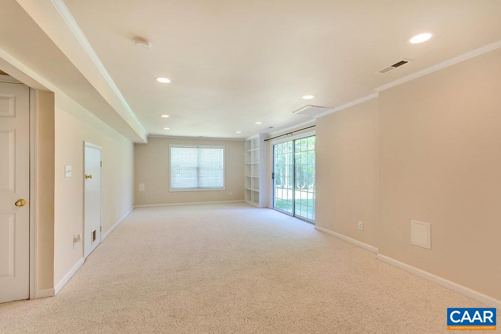315 PLEASANT PL, CHARLOTTESVILLE, Virginia 22911, 5 Bedrooms Bedrooms, ,3 BathroomsBathrooms,Residential,315 PLEASANT PL,676794 MLS # 676794