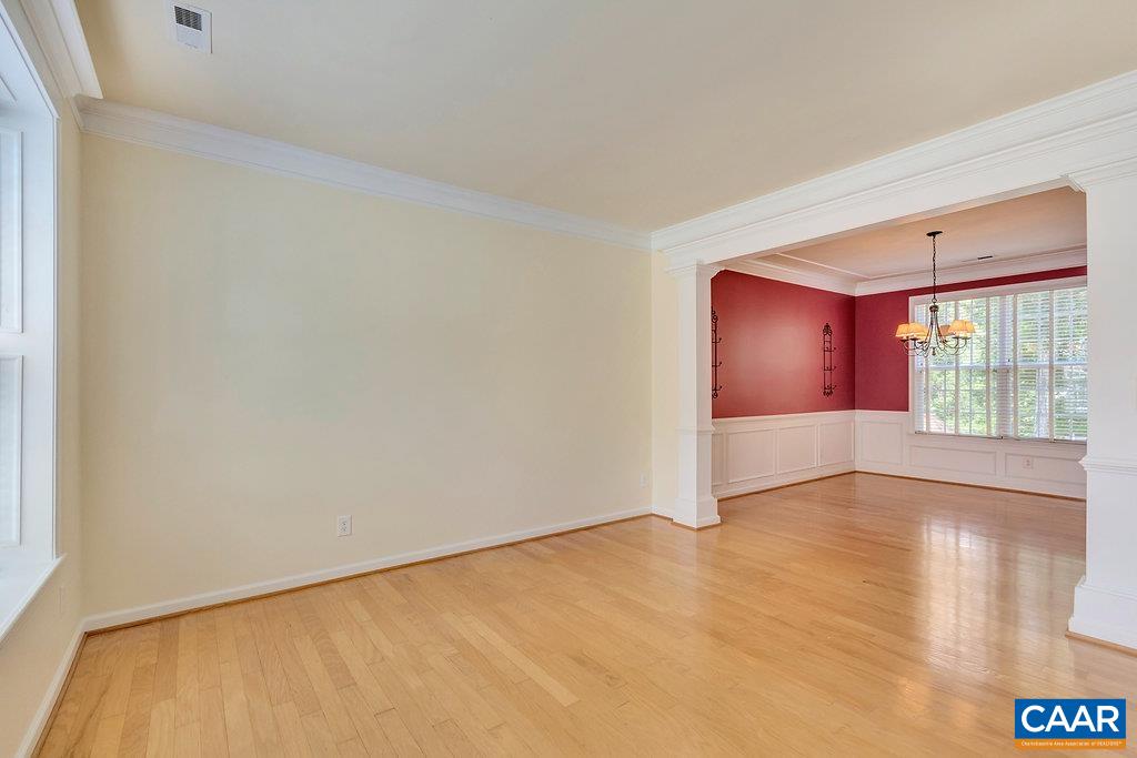 315 PLEASANT PL, CHARLOTTESVILLE, Virginia 22911, 5 Bedrooms Bedrooms, ,3 BathroomsBathrooms,Residential,315 PLEASANT PL,676794 MLS # 676794