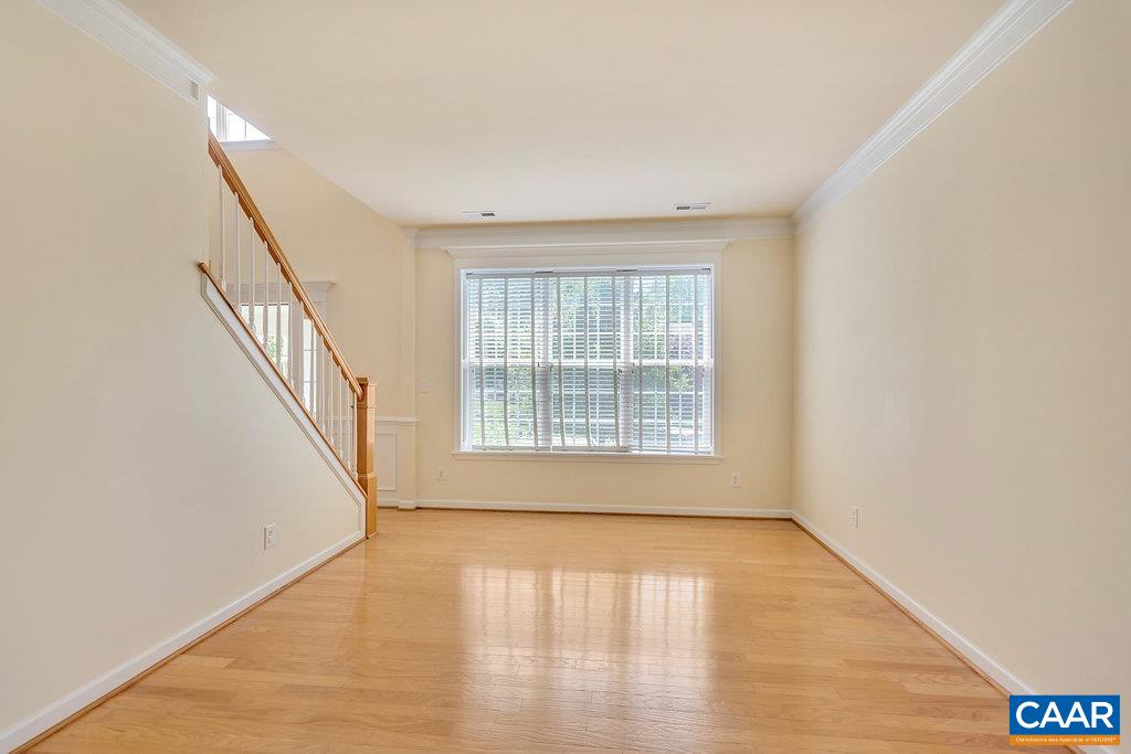 315 PLEASANT PL, CHARLOTTESVILLE, Virginia 22911, 5 Bedrooms Bedrooms, ,3 BathroomsBathrooms,Residential,315 PLEASANT PL,676794 MLS # 676794