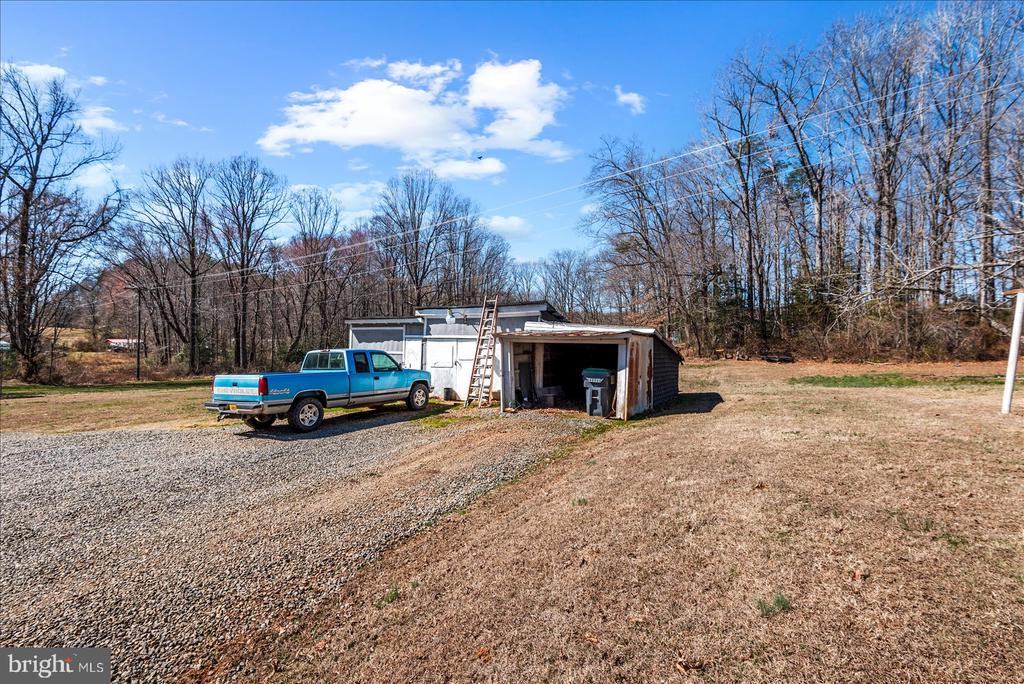 6740 PARTLOW RD, SPOTSYLVANIA, Virginia 22551, 3 Bedrooms Bedrooms, ,1 BathroomBathrooms,Residential,6740 PARTLOW RD,VASP2039450 MLS # VASP2039450