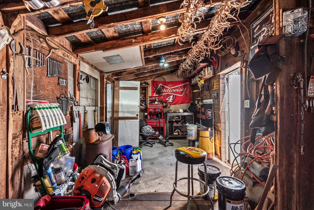 6740 PARTLOW RD, SPOTSYLVANIA, Virginia 22551, 3 Bedrooms Bedrooms, ,1 BathroomBathrooms,Residential,6740 PARTLOW RD,VASP2039450 MLS # VASP2039450
