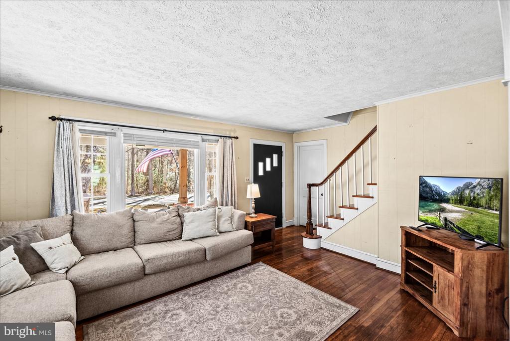 6740 PARTLOW RD, SPOTSYLVANIA, Virginia 22551, 3 Bedrooms Bedrooms, ,1 BathroomBathrooms,Residential,6740 PARTLOW RD,VASP2039450 MLS # VASP2039450
