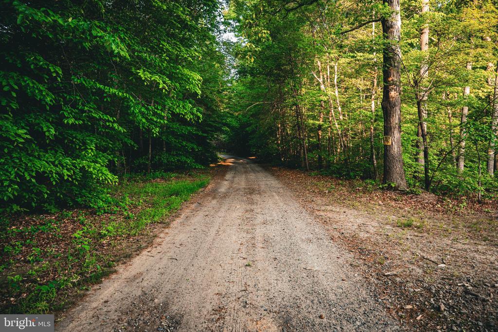 0 TABLE TOP ALLEY, LOUISA, Virginia 23093, ,Land,0 TABLE TOP ALLEY,VALA2009834 MLS # VALA2009834