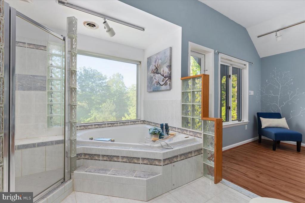 146 LIZZIE MILLS RD, CASTLETON, Virginia 22716, 3 Bedrooms Bedrooms, ,2 BathroomsBathrooms,Residential,146 LIZZIE MILLS RD,VARP2002580 MLS # VARP2002580