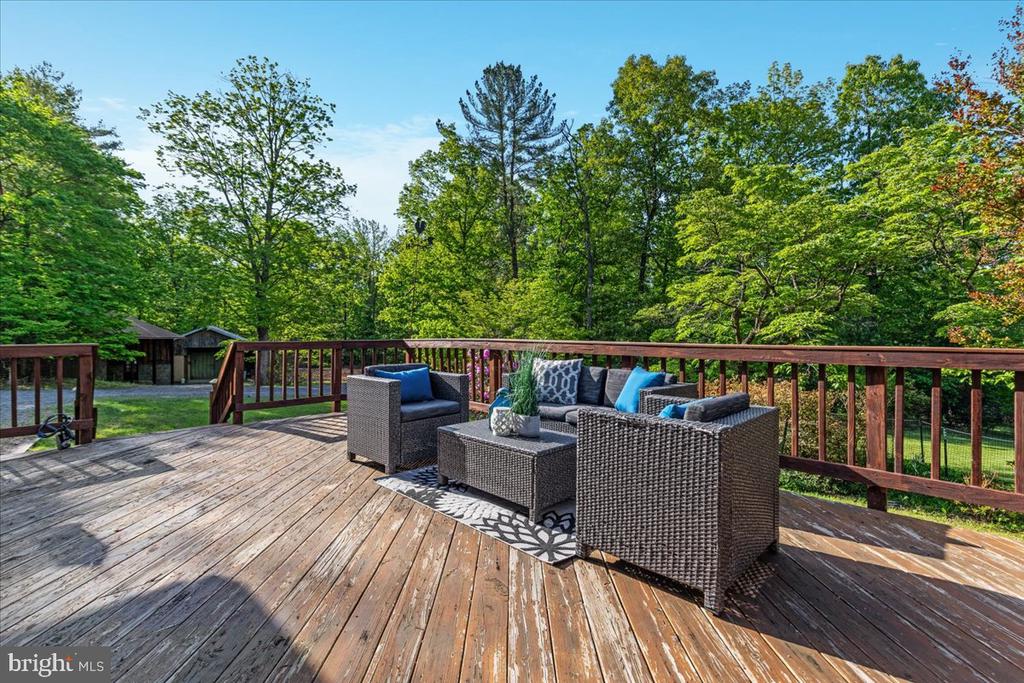 146 LIZZIE MILLS RD, CASTLETON, Virginia 22716, 3 Bedrooms Bedrooms, ,2 BathroomsBathrooms,Residential,146 LIZZIE MILLS RD,VARP2002580 MLS # VARP2002580