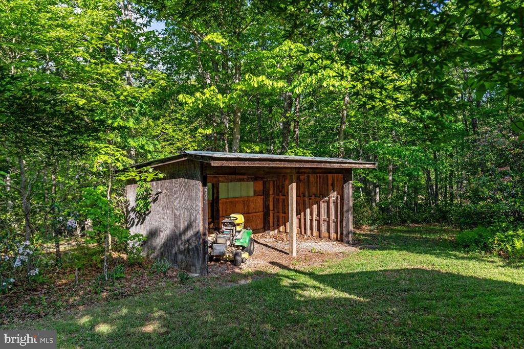 146 LIZZIE MILLS RD, CASTLETON, Virginia 22716, 3 Bedrooms Bedrooms, ,2 BathroomsBathrooms,Residential,146 LIZZIE MILLS RD,VARP2002580 MLS # VARP2002580
