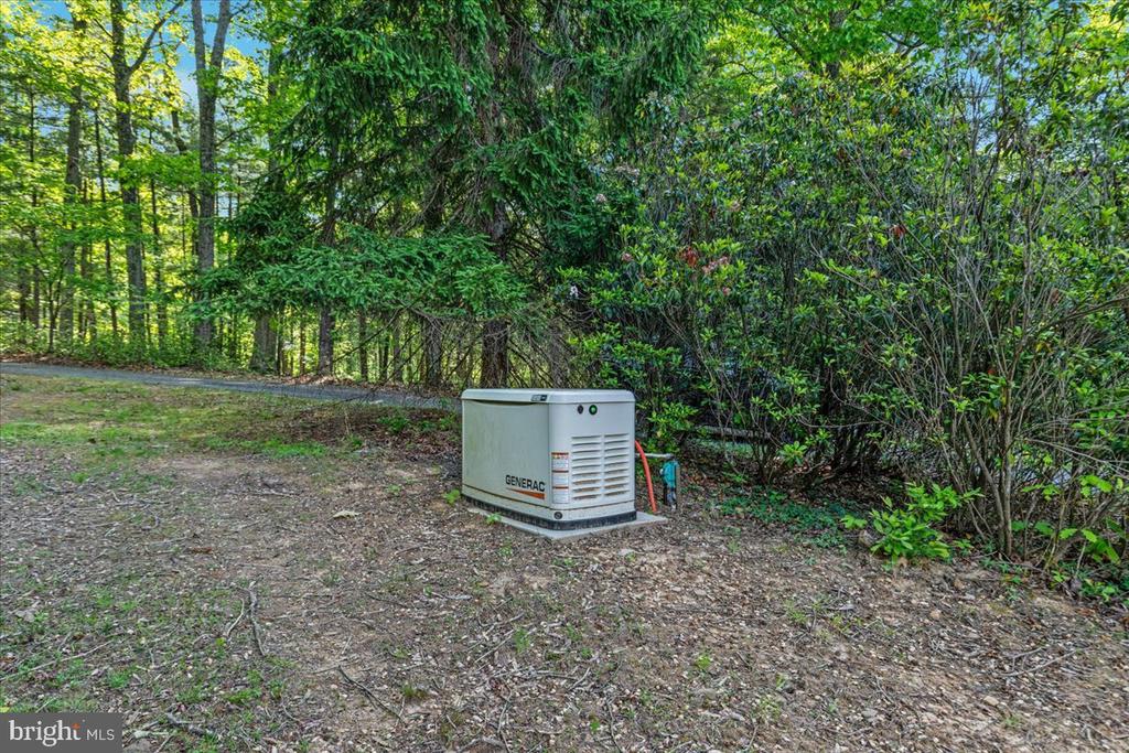 146 LIZZIE MILLS RD, CASTLETON, Virginia 22716, 3 Bedrooms Bedrooms, ,2 BathroomsBathrooms,Residential,146 LIZZIE MILLS RD,VARP2002580 MLS # VARP2002580