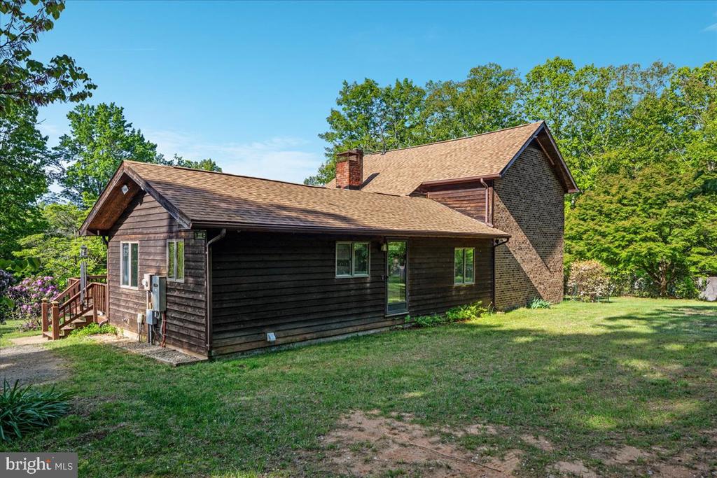 146 LIZZIE MILLS RD, CASTLETON, Virginia 22716, 3 Bedrooms Bedrooms, ,2 BathroomsBathrooms,Residential,146 LIZZIE MILLS RD,VARP2002580 MLS # VARP2002580
