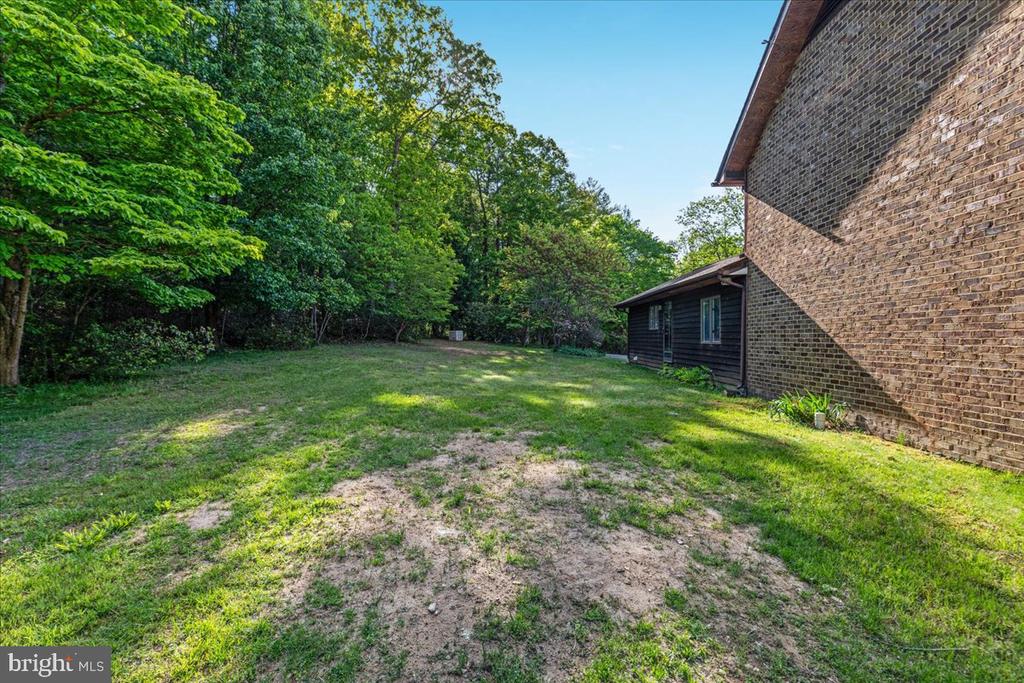 146 LIZZIE MILLS RD, CASTLETON, Virginia 22716, 3 Bedrooms Bedrooms, ,2 BathroomsBathrooms,Residential,146 LIZZIE MILLS RD,VARP2002580 MLS # VARP2002580