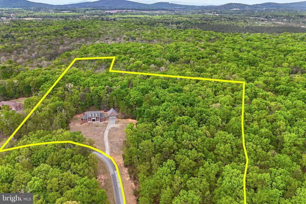 496 BOWLERS MILL RUN, GORDONSVILLE, Virginia 22942, 5 Bedrooms Bedrooms, ,4 BathroomsBathrooms,Residential,496 BOWLERS MILL RUN,VALA2009744 MLS # VALA2009744