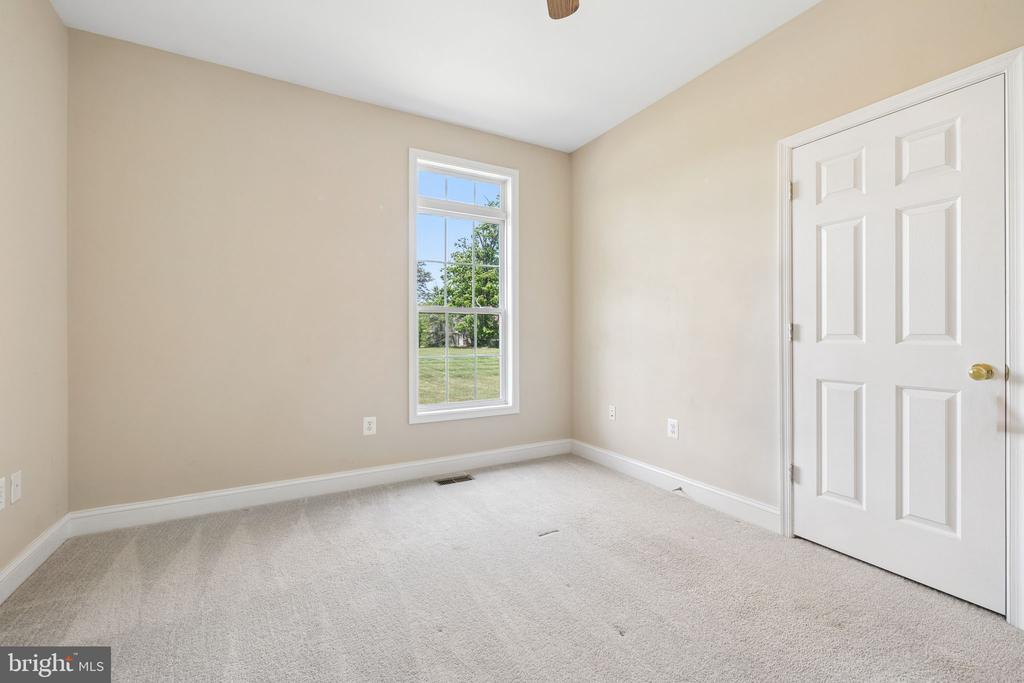 12849 ELK RUN RD, MIDLAND, Virginia 22728, 4 Bedrooms Bedrooms, ,3 BathroomsBathrooms,Residential,12849 ELK RUN RD,VAFQ2021856 MLS # VAFQ2021856