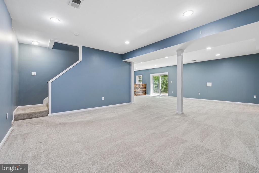 12849 ELK RUN RD, MIDLAND, Virginia 22728, 4 Bedrooms Bedrooms, ,3 BathroomsBathrooms,Residential,12849 ELK RUN RD,VAFQ2021856 MLS # VAFQ2021856