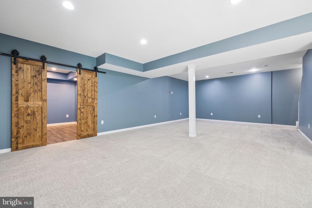 12849 ELK RUN RD, MIDLAND, Virginia 22728, 4 Bedrooms Bedrooms, ,3 BathroomsBathrooms,Residential,12849 ELK RUN RD,VAFQ2021856 MLS # VAFQ2021856