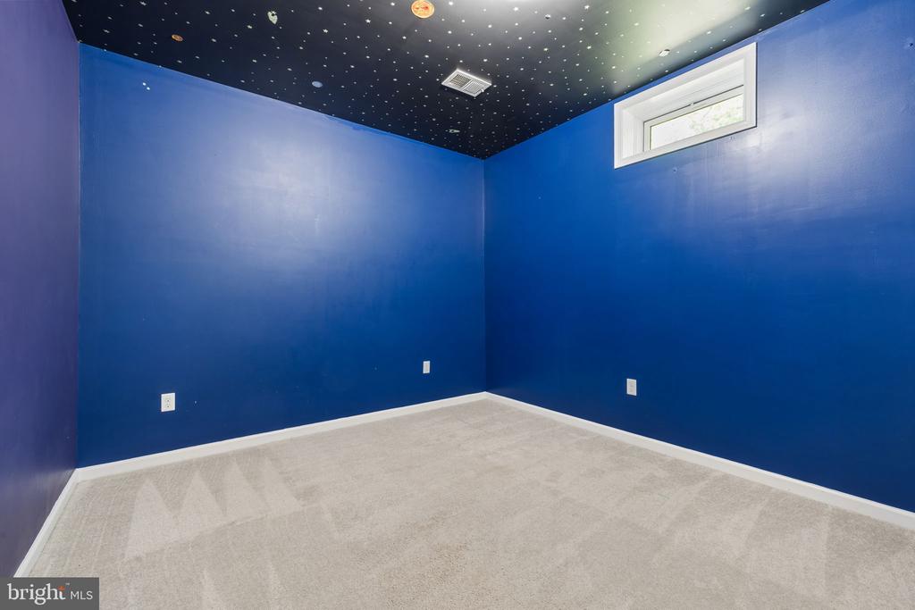 12849 ELK RUN RD, MIDLAND, Virginia 22728, 4 Bedrooms Bedrooms, ,3 BathroomsBathrooms,Residential,12849 ELK RUN RD,VAFQ2021856 MLS # VAFQ2021856