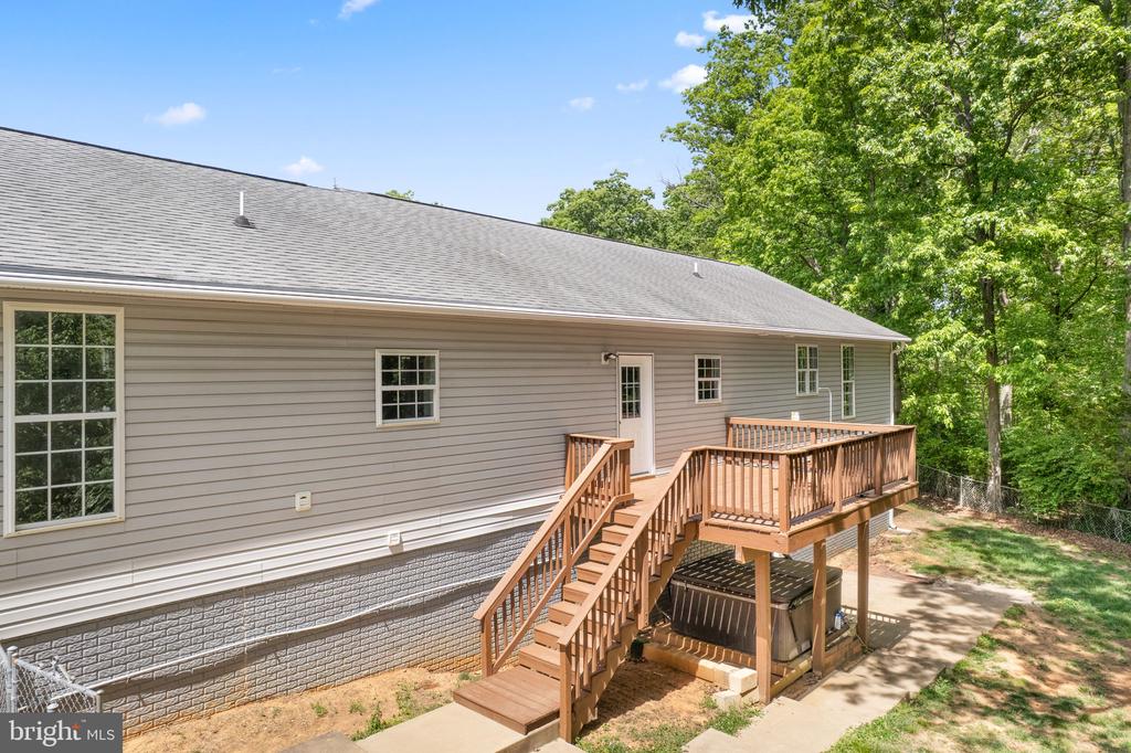 12849 ELK RUN RD, MIDLAND, Virginia 22728, 4 Bedrooms Bedrooms, ,3 BathroomsBathrooms,Residential,12849 ELK RUN RD,VAFQ2021856 MLS # VAFQ2021856