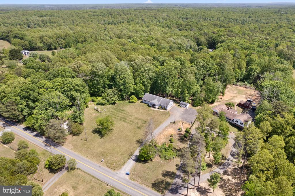 12849 ELK RUN RD, MIDLAND, Virginia 22728, 4 Bedrooms Bedrooms, ,3 BathroomsBathrooms,Residential,12849 ELK RUN RD,VAFQ2021856 MLS # VAFQ2021856