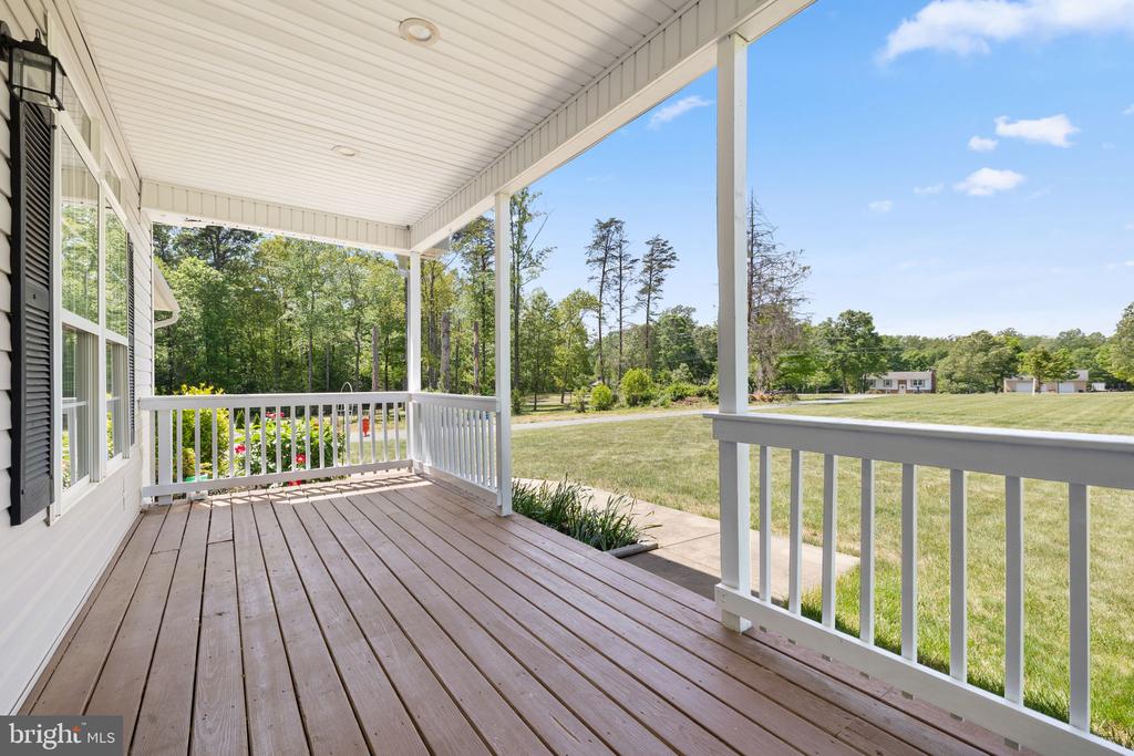 12849 ELK RUN RD, MIDLAND, Virginia 22728, 4 Bedrooms Bedrooms, ,3 BathroomsBathrooms,Residential,12849 ELK RUN RD,VAFQ2021856 MLS # VAFQ2021856