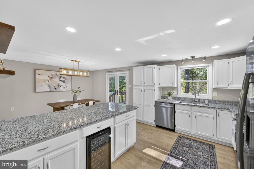 3277 HOLLY SPRINGS RD, AMISSVILLE, Virginia 20106, 3 Bedrooms Bedrooms, ,2 BathroomsBathrooms,Residential,3277 HOLLY SPRINGS RD,VACU2013552 MLS # VACU2013552
