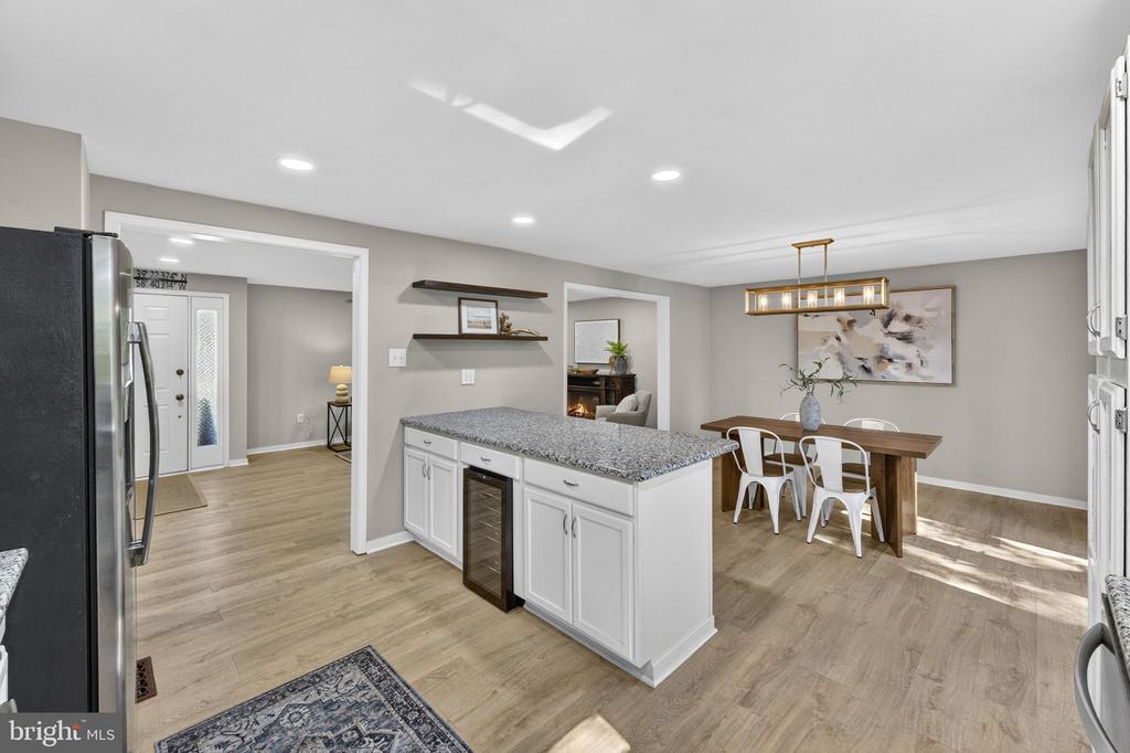 3277 HOLLY SPRINGS RD, AMISSVILLE, Virginia 20106, 3 Bedrooms Bedrooms, ,2 BathroomsBathrooms,Residential,3277 HOLLY SPRINGS RD,VACU2013552 MLS # VACU2013552