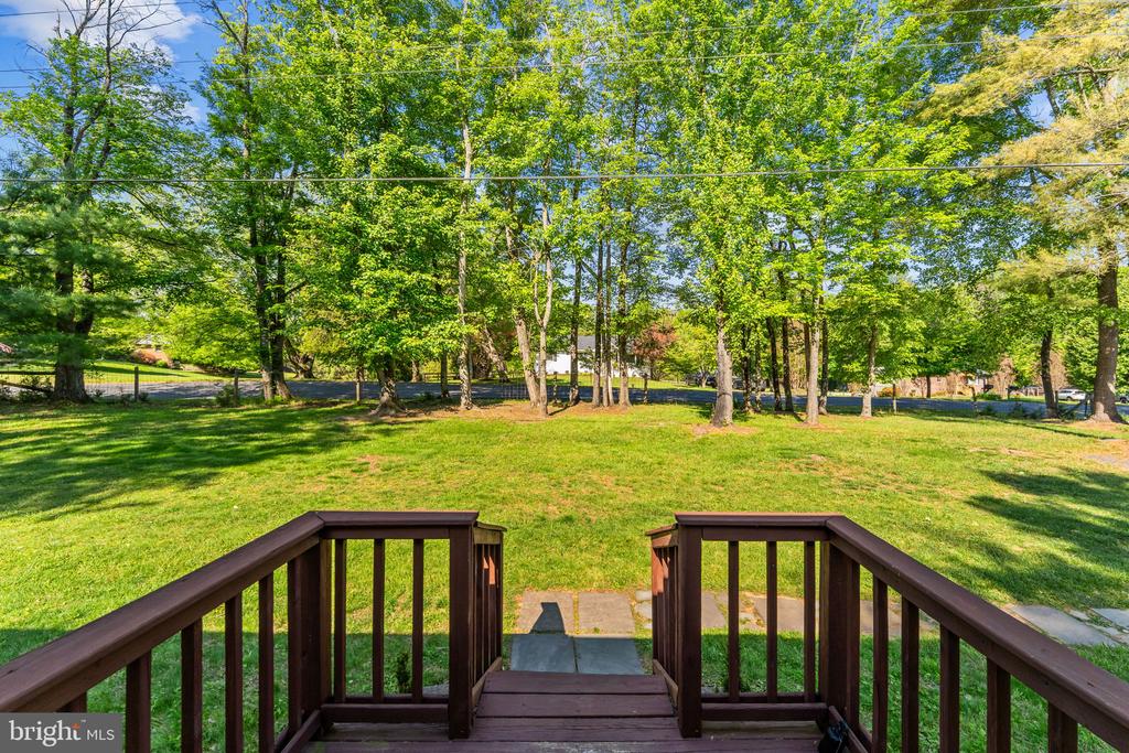 3277 HOLLY SPRINGS RD, AMISSVILLE, Virginia 20106, 3 Bedrooms Bedrooms, ,2 BathroomsBathrooms,Residential,3277 HOLLY SPRINGS RD,VACU2013552 MLS # VACU2013552