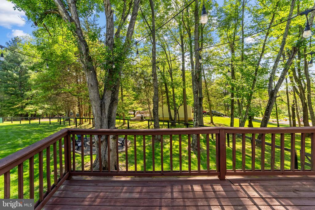3277 HOLLY SPRINGS RD, AMISSVILLE, Virginia 20106, 3 Bedrooms Bedrooms, ,2 BathroomsBathrooms,Residential,3277 HOLLY SPRINGS RD,VACU2013552 MLS # VACU2013552