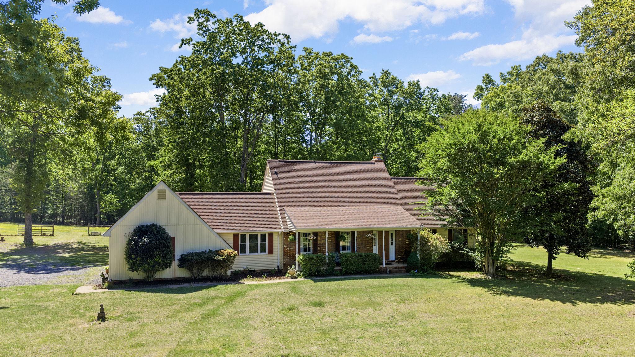 12467 HARBOR DR, ORANGE, Virginia 22960, 3 Bedrooms Bedrooms, ,2 BathroomsBathrooms,Residential,12467 HARBOR DR,VAOR2014050 MLS # VAOR2014050