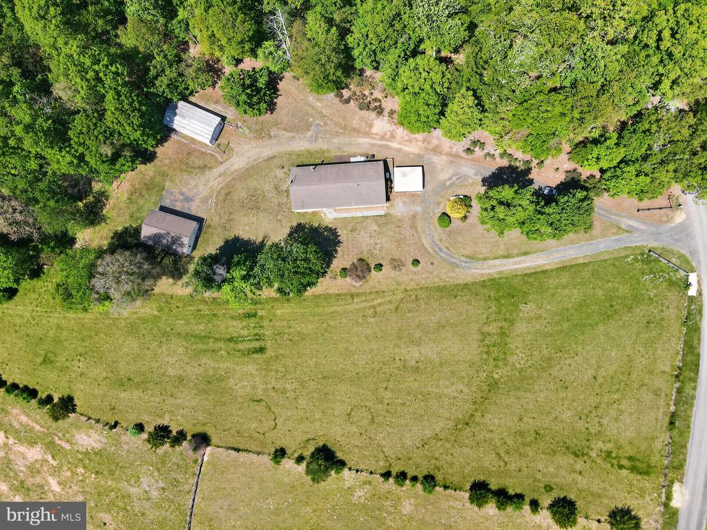 178 LIZZIE MILLS RD, CASTLETON, Virginia 22716, 3 Bedrooms Bedrooms, ,2 BathroomsBathrooms,Residential,178 LIZZIE MILLS RD,VARP2002606 MLS # VARP2002606
