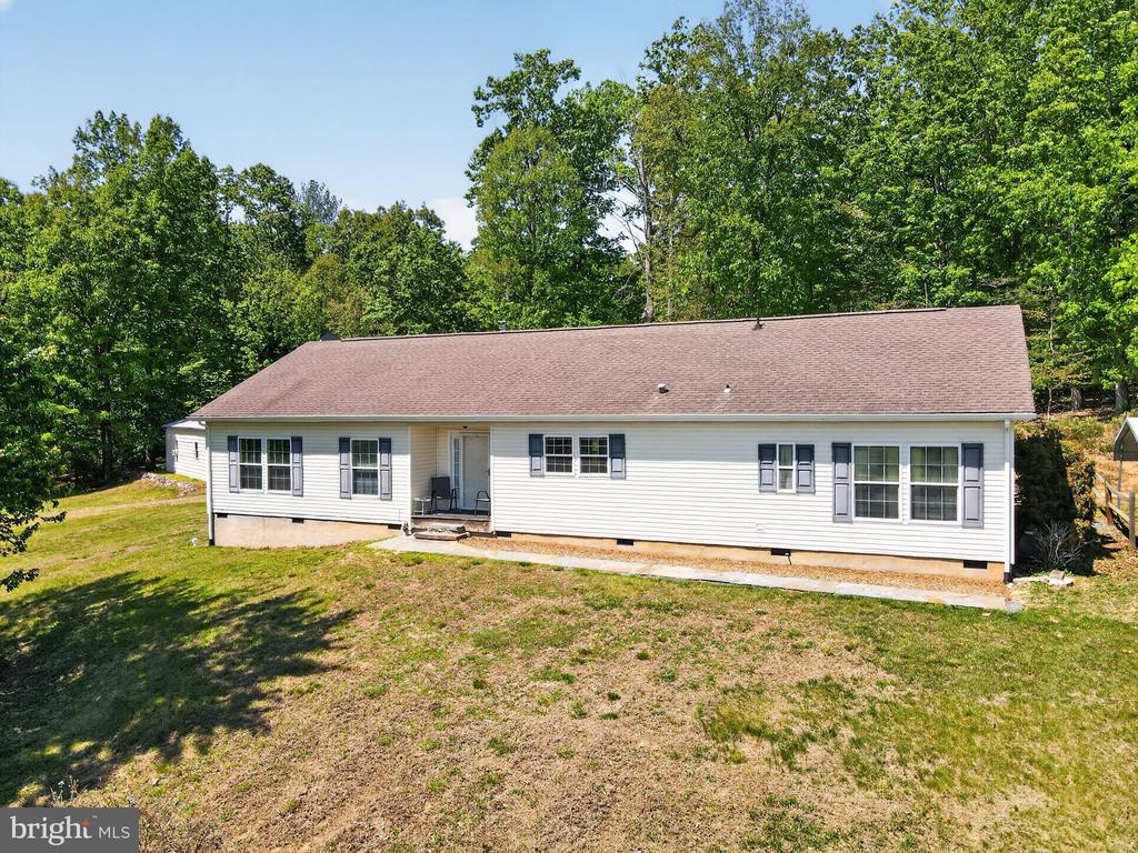 178 LIZZIE MILLS RD, CASTLETON, Virginia 22716, 3 Bedrooms Bedrooms, ,2 BathroomsBathrooms,Residential,178 LIZZIE MILLS RD,VARP2002606 MLS # VARP2002606