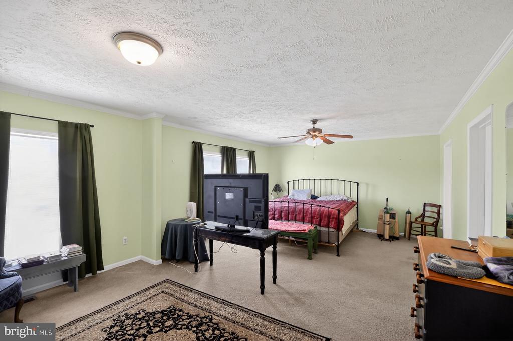 178 LIZZIE MILLS RD, CASTLETON, Virginia 22716, 3 Bedrooms Bedrooms, ,2 BathroomsBathrooms,Residential,178 LIZZIE MILLS RD,VARP2002606 MLS # VARP2002606