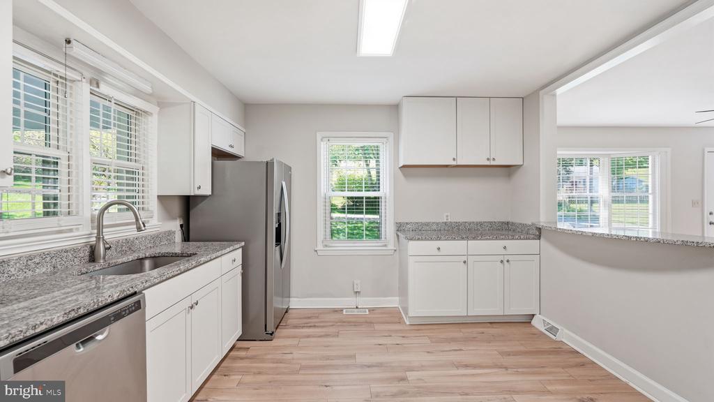 6499 BRIGGS RD, WARRENTON, Virginia 20187, 2 Bedrooms Bedrooms, ,1 BathroomBathrooms,Residential,6499 BRIGGS RD,VAFQ2021846 MLS # VAFQ2021846