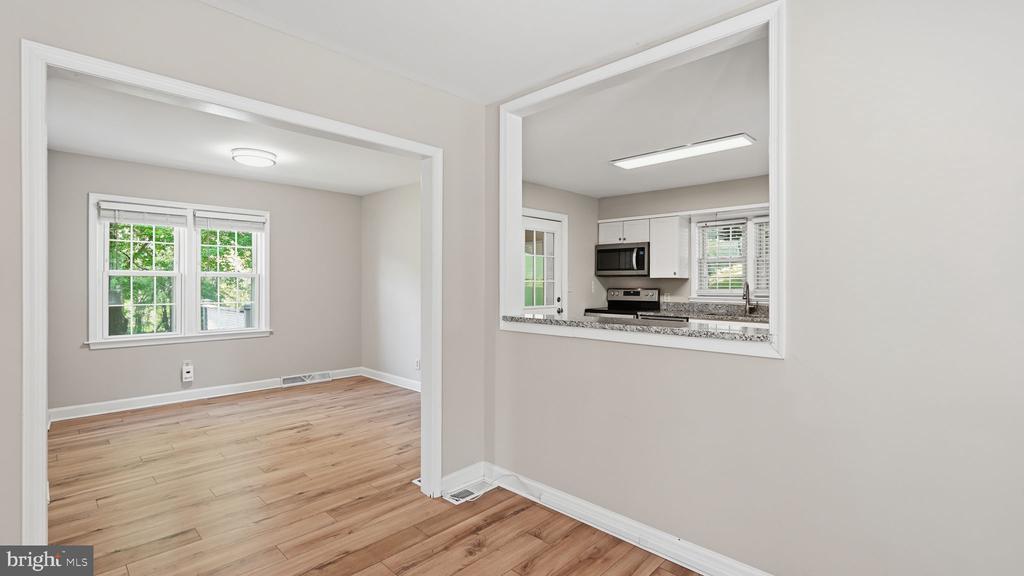 6499 BRIGGS RD, WARRENTON, Virginia 20187, 2 Bedrooms Bedrooms, ,1 BathroomBathrooms,Residential,6499 BRIGGS RD,VAFQ2021846 MLS # VAFQ2021846