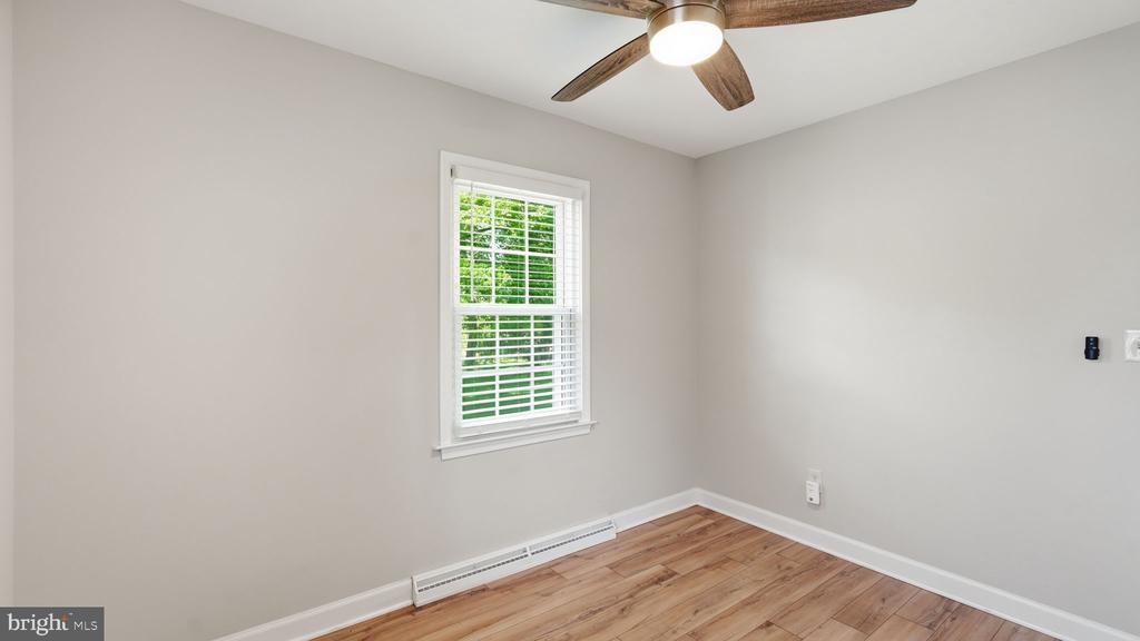 6499 BRIGGS RD, WARRENTON, Virginia 20187, 2 Bedrooms Bedrooms, ,1 BathroomBathrooms,Residential,6499 BRIGGS RD,VAFQ2021846 MLS # VAFQ2021846