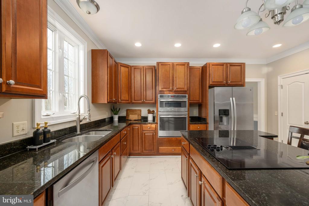 9020 ELLIS LN, SPOTSYLVANIA, Virginia 22553, 5 Bedrooms Bedrooms, ,3 BathroomsBathrooms,Residential,9020 ELLIS LN,VASP2041640 MLS # VASP2041640