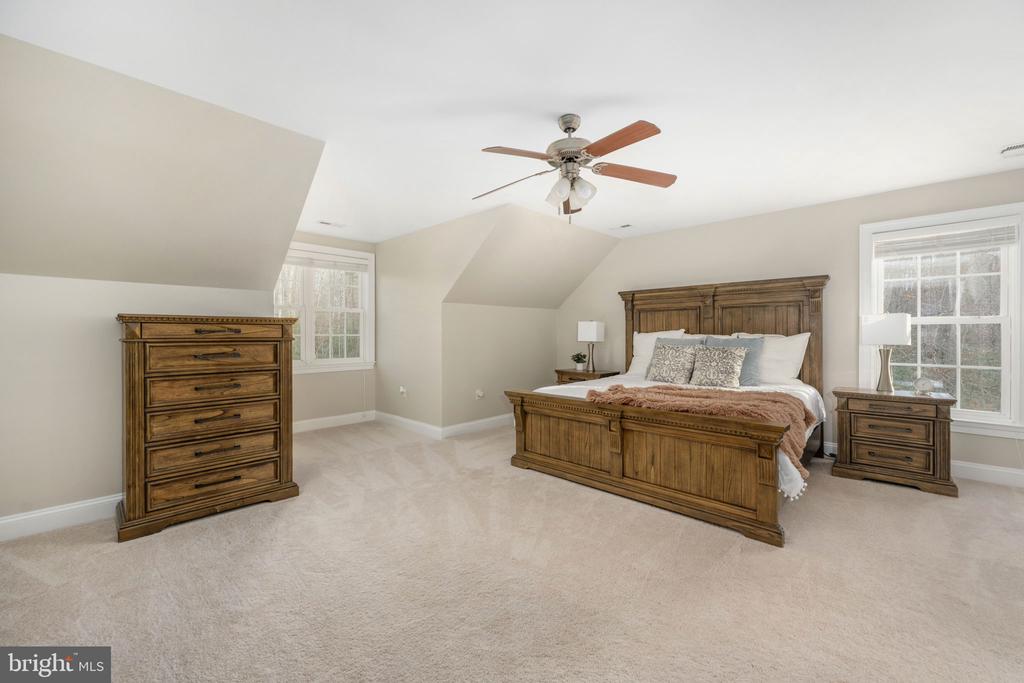 9020 ELLIS LN, SPOTSYLVANIA, Virginia 22553, 5 Bedrooms Bedrooms, ,3 BathroomsBathrooms,Residential,9020 ELLIS LN,VASP2041640 MLS # VASP2041640